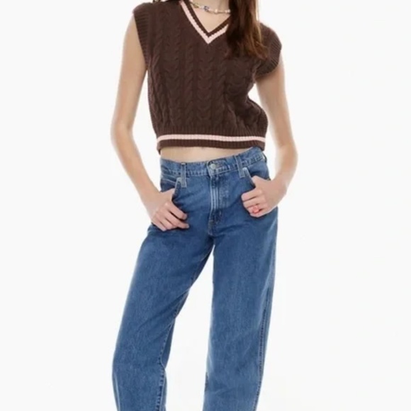 NWOT NEVER WORN Aritzia Sunday Best Winston Sweater Vest Size XS - Picture 2 of 3